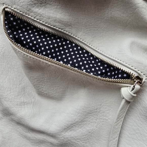 Shiraleah Vegan Leather Fringe Hobo Bag - Picture 3 of 8